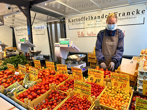 Wochenmärkte zukunftsfest machen: FDP-Fraktion Wandsbek schlägt Probierstände vor